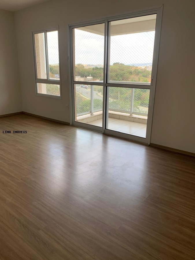 Apartamento para alugar com 3 quartos, 125m² - Foto 8