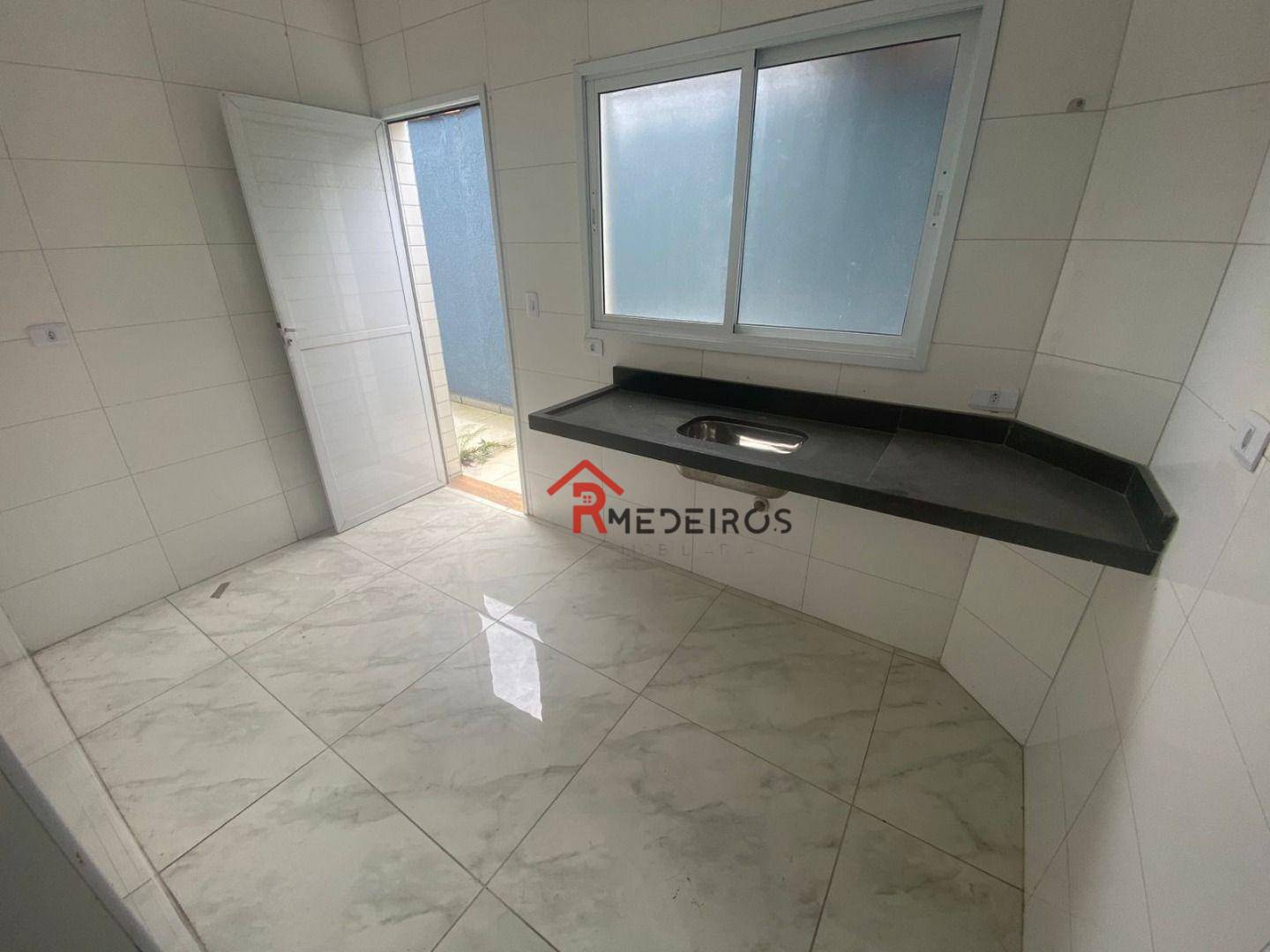 Casa de Condomínio à venda e aluguel com 3 quartos, 80m² - Foto 4