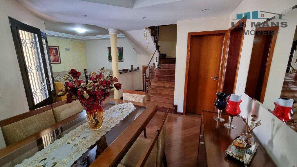 Casa à venda com 3 quartos, 205m² - Foto 13