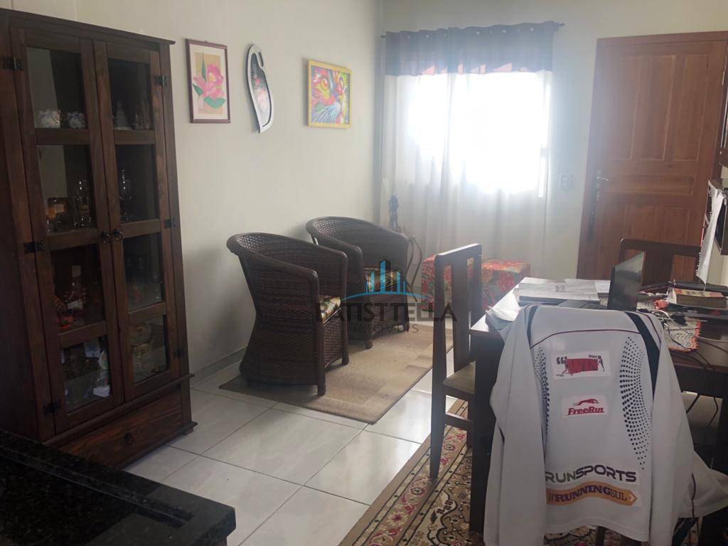 Casa à venda com 3 quartos, 120m² - Foto 13