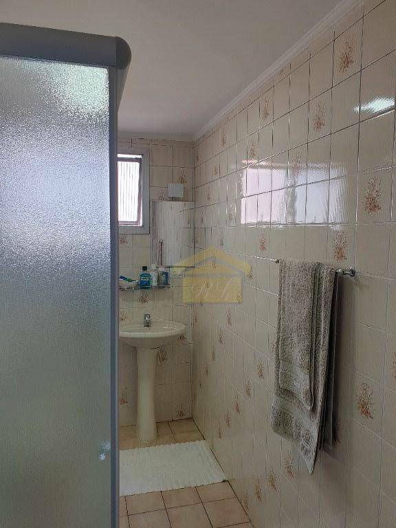 Apartamento à venda com 2 quartos, 67m² - Foto 17