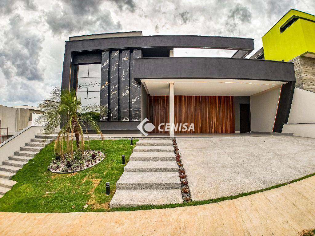 Casa de Condomínio à venda com 3 quartos, 266m² - Foto 2