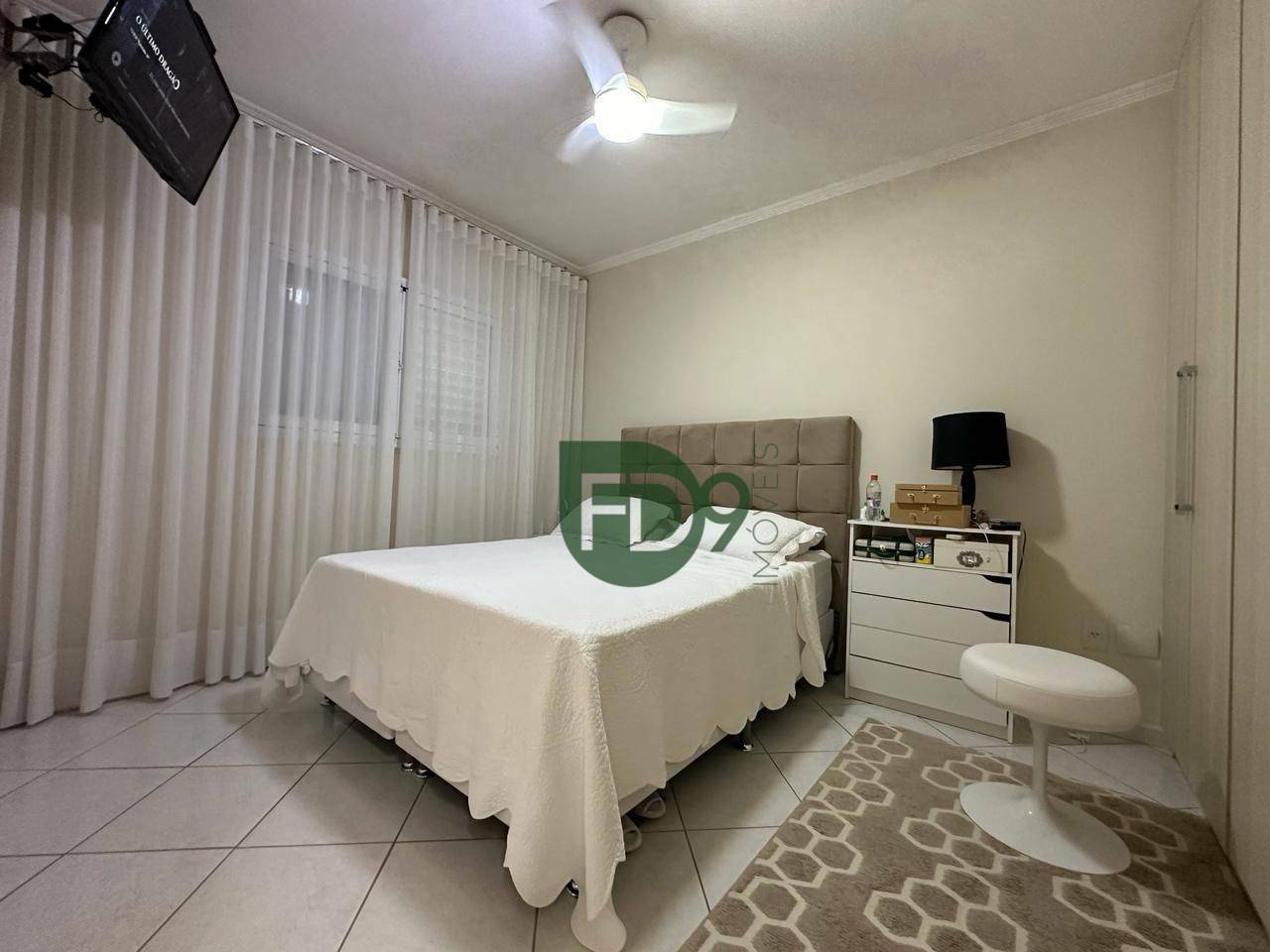 Apartamento à venda com 3 quartos, 75m² - Foto 20