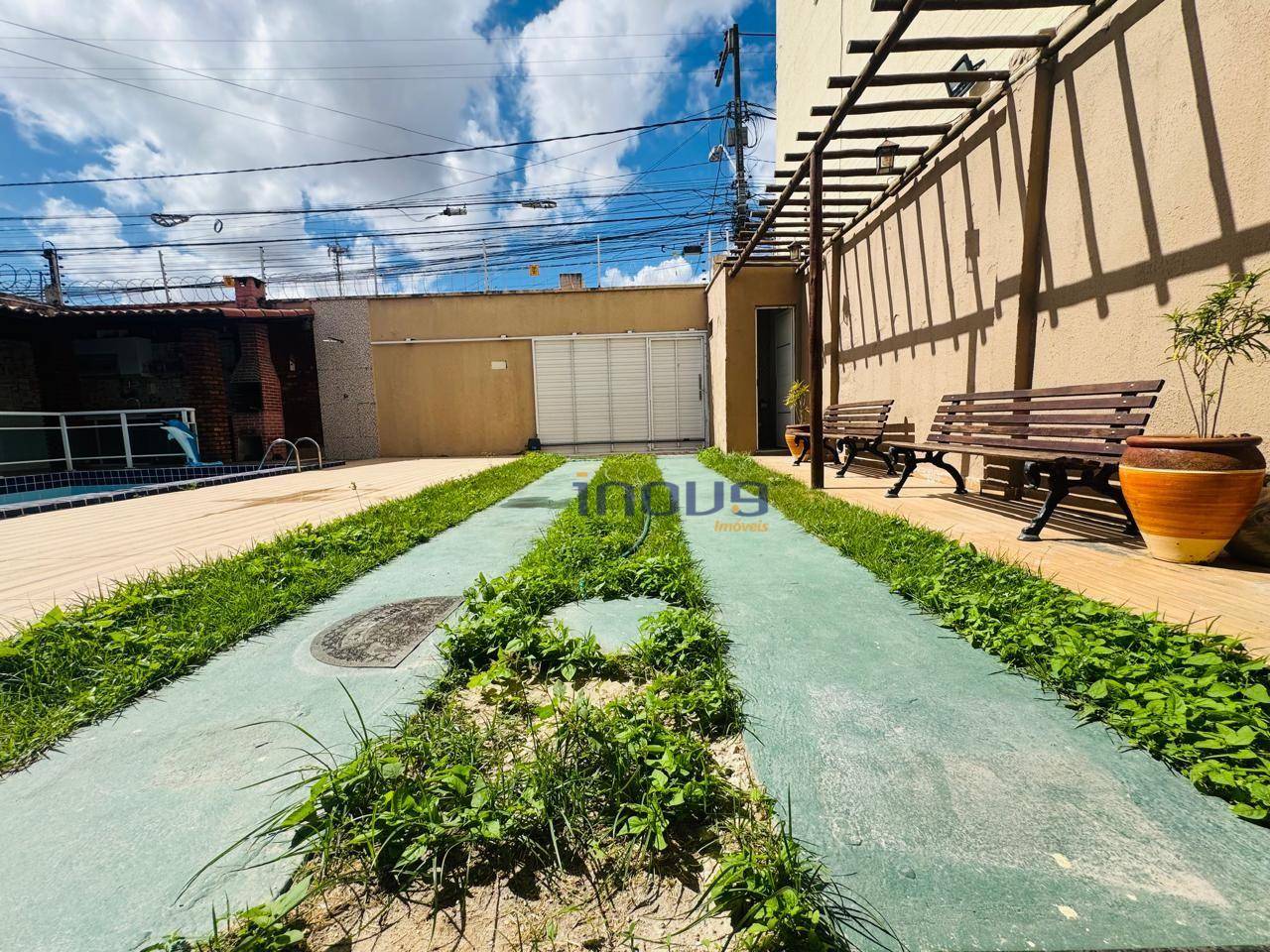 Casa, 3 quartos, 227 m² - Foto 2