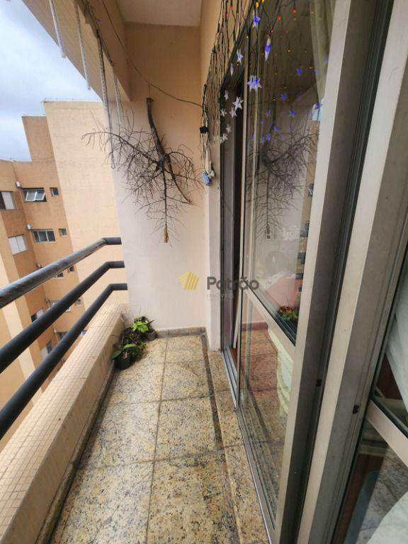 Apartamento à venda com 3 quartos, 82m² - Foto 7