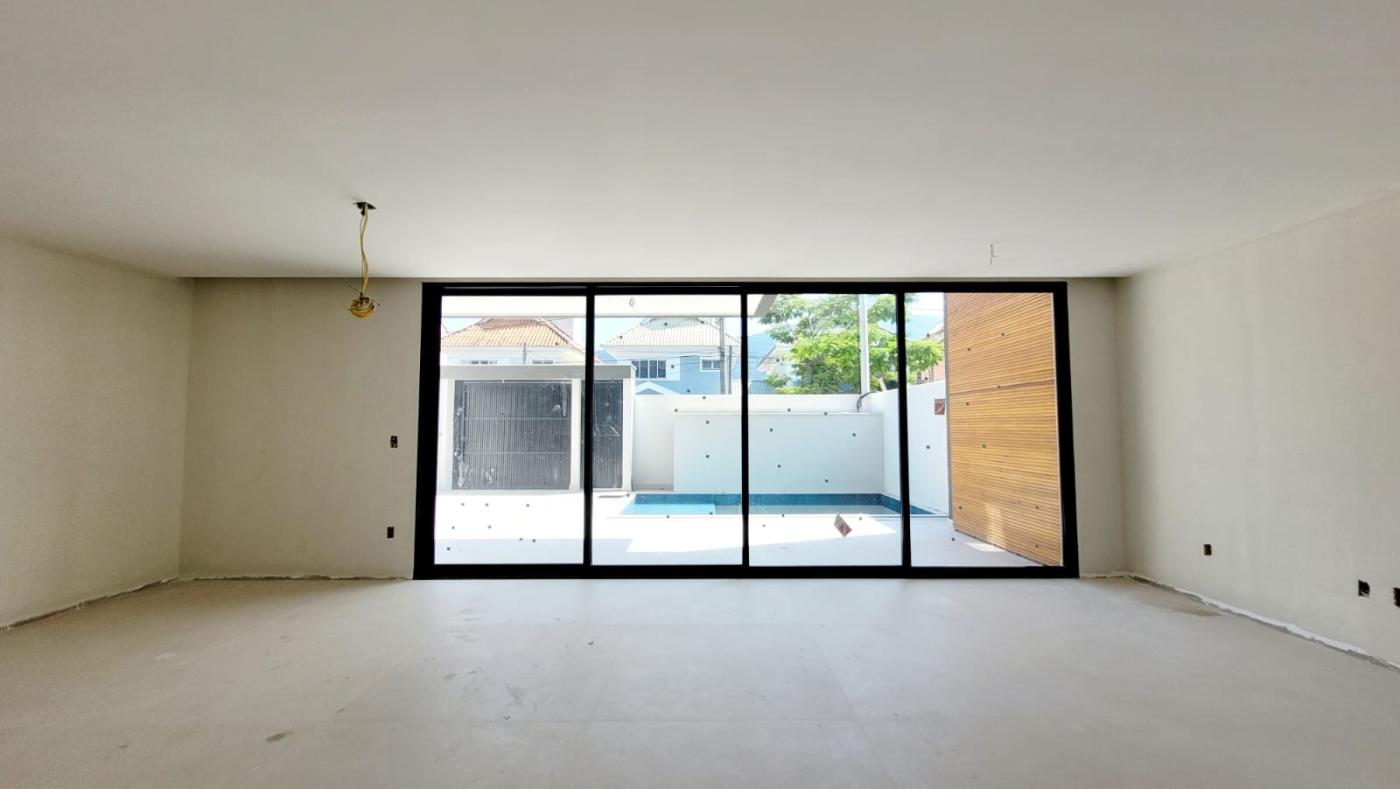 Casa de Condomínio à venda com 3 quartos, 271m² - Foto 11