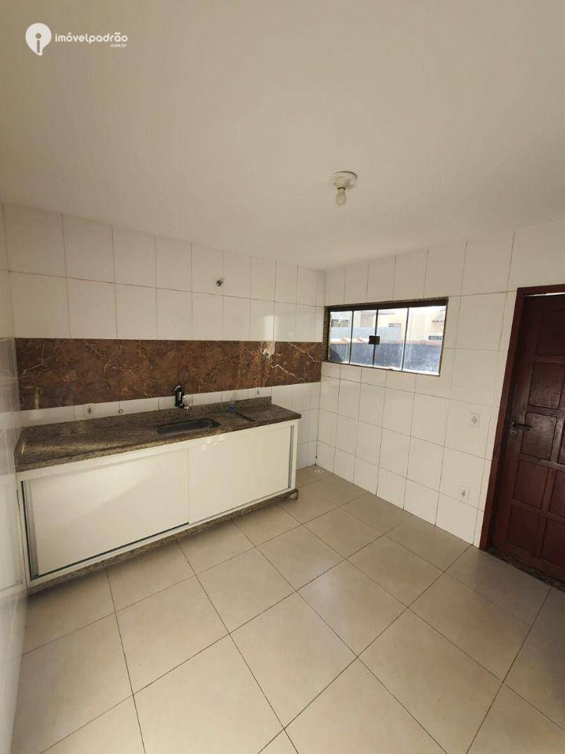 Casa à venda com 2 quartos, 100m² - Foto 5