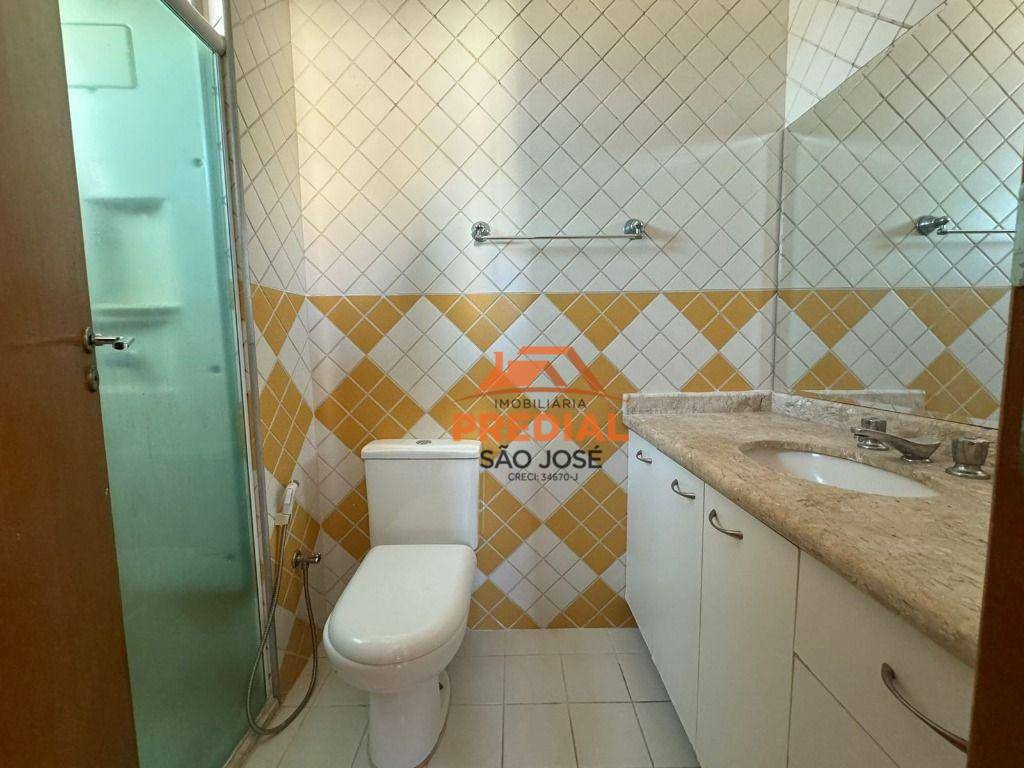 Apartamento para alugar com 3 quartos, 93m² - Foto 15