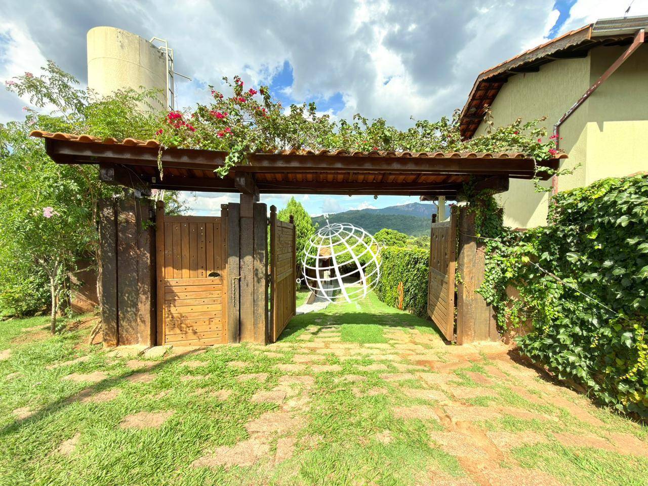 Chácara, 4 quartos, 1080 m² - Foto 4