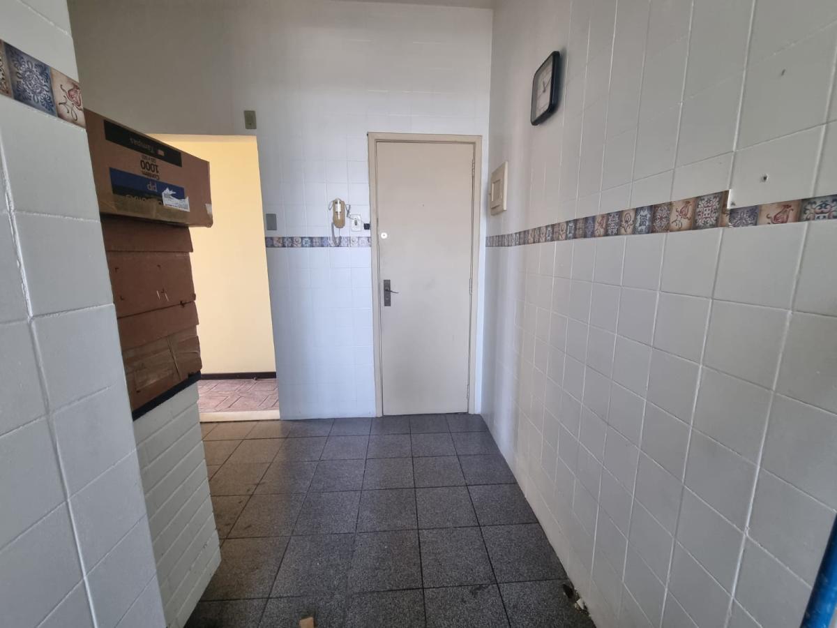 Apartamento à venda com 3 quartos, 60m² - Foto 15