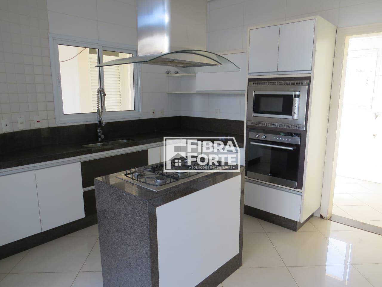 Casa de Condomínio para alugar com 4 quartos, 314m² - Foto 6
