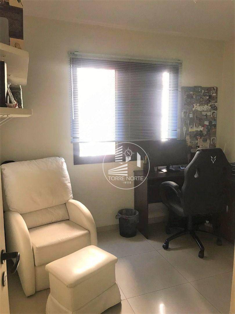 Apartamento à venda com 3 quartos, 110m² - Foto 13