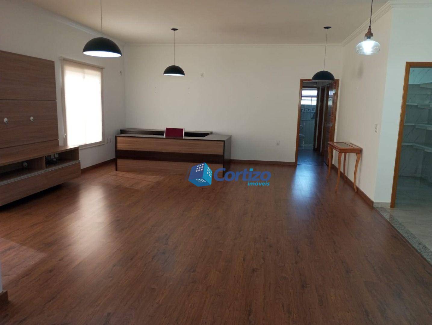 Casa à venda com 3 quartos, 240m² - Foto 8