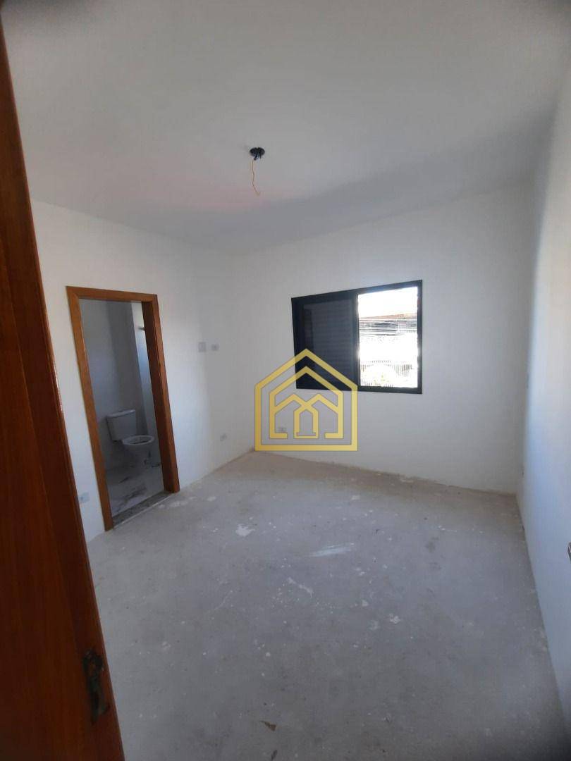 Casa à venda com 3 quartos, 99m² - Foto 10