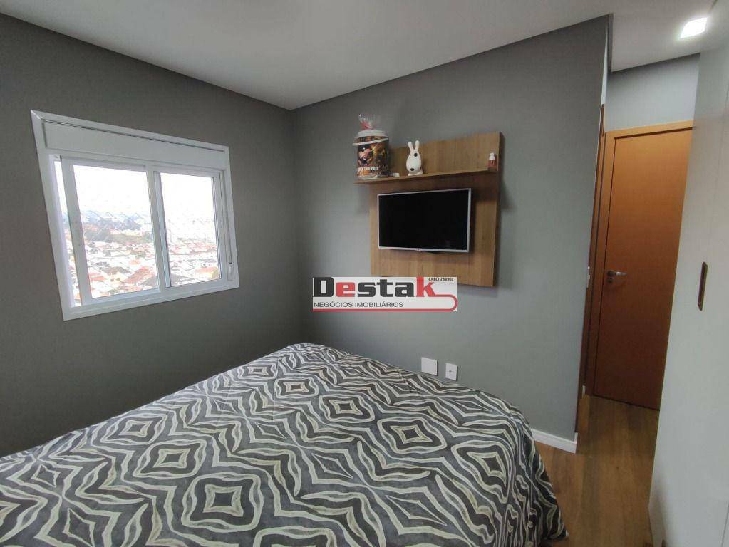 Apartamento à venda com 2 quartos, 64m² - Foto 18