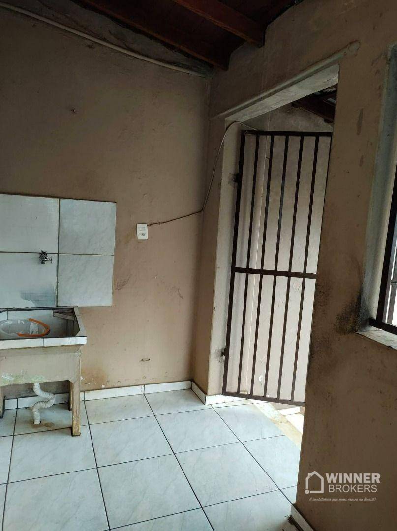 Casa à venda com 5 quartos, 280m² - Foto 25