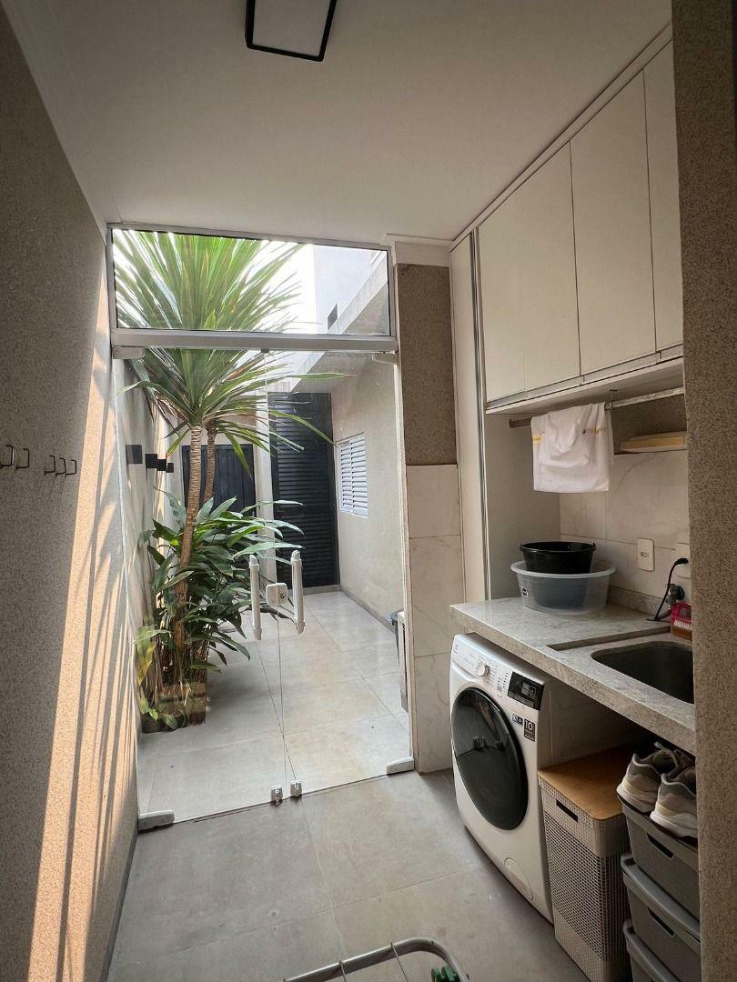 Casa de Condomínio à venda com 2 quartos, 200m² - Foto 18