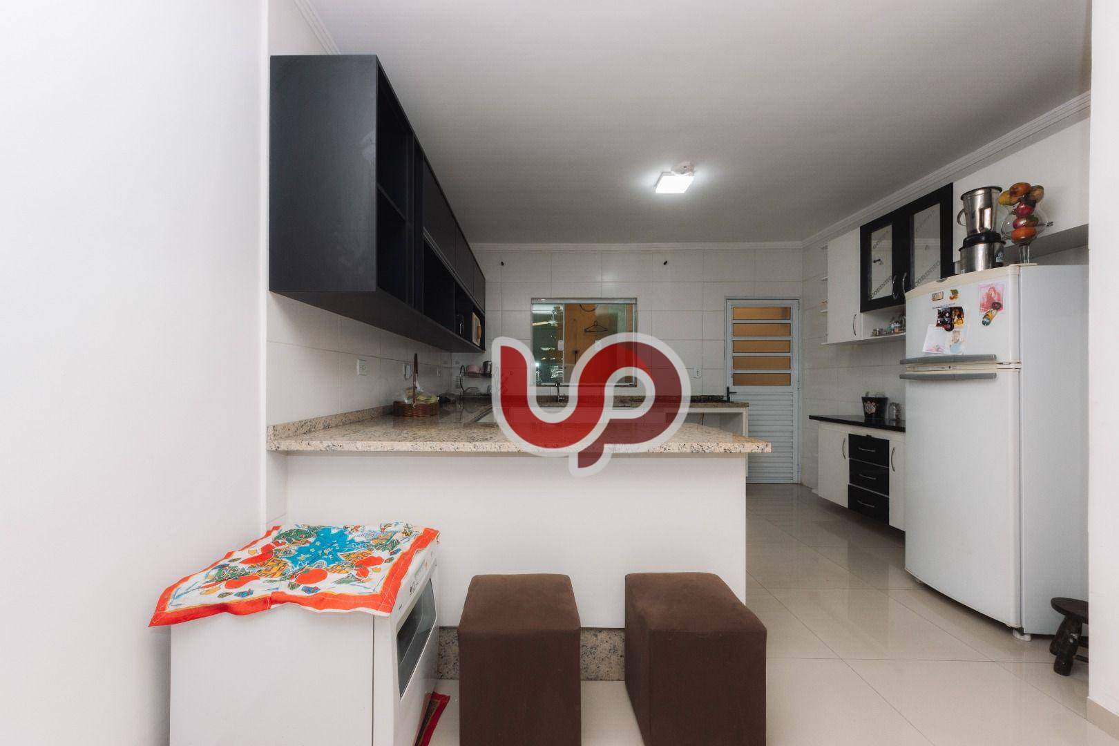 Sobrado à venda com 2 quartos, 78m² - Foto 4