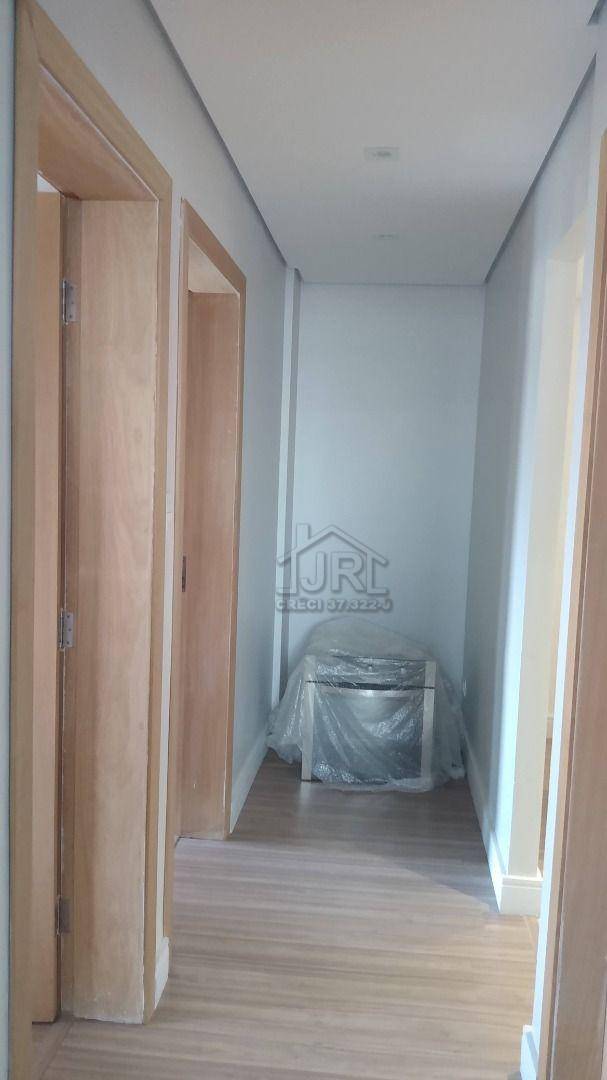 Apartamento à venda com 3 quartos, 83m² - Foto 29