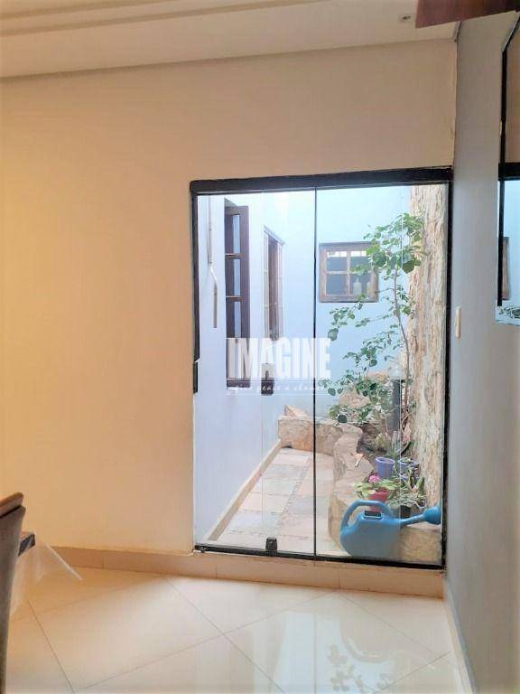 Sobrado à venda com 4 quartos, 280m² - Foto 11