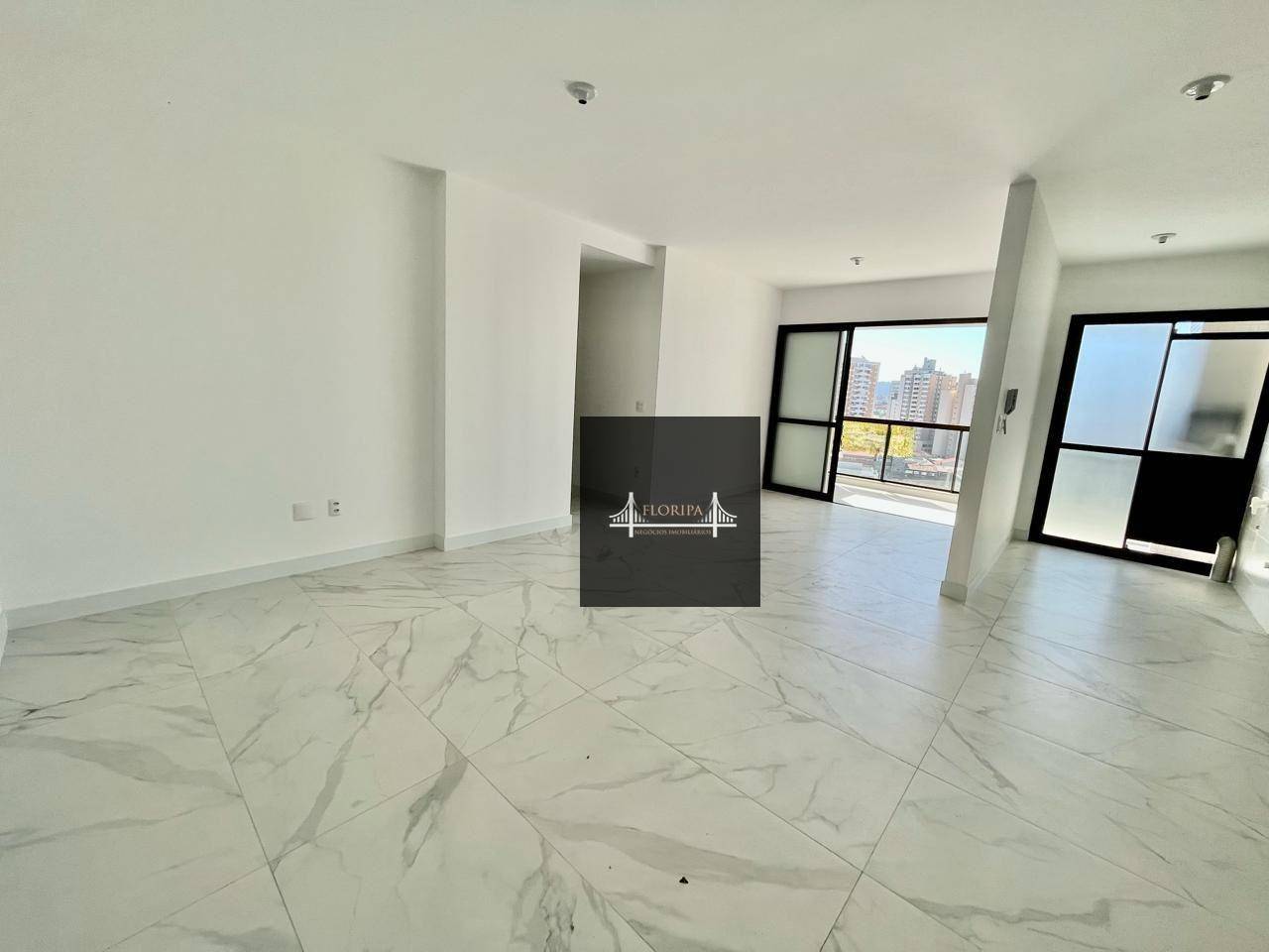 Apartamento à venda com 3 quartos, 105m² - Foto 1