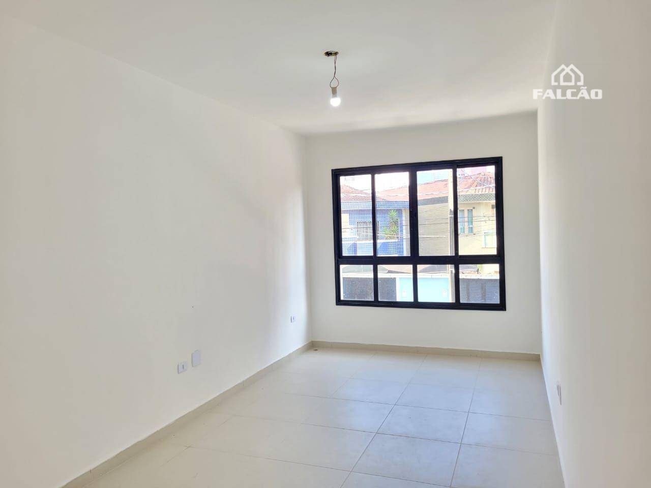 Casa à venda com 3 quartos, 150m² - Foto 2