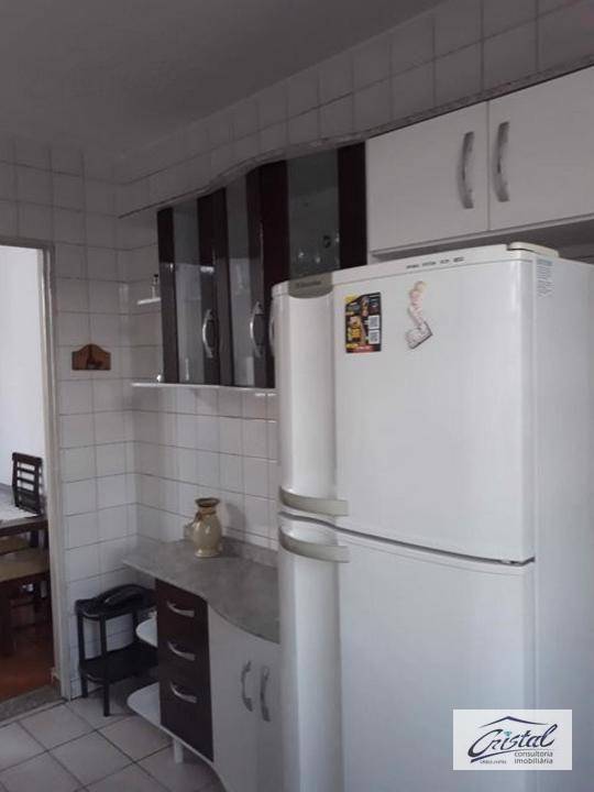 Apartamento à venda com 2 quartos, 45m² - Foto 4