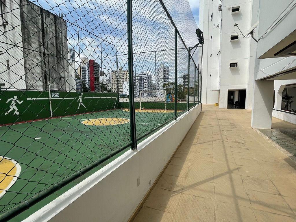 Apartamento à venda com 2 quartos, 110m² - Foto 8