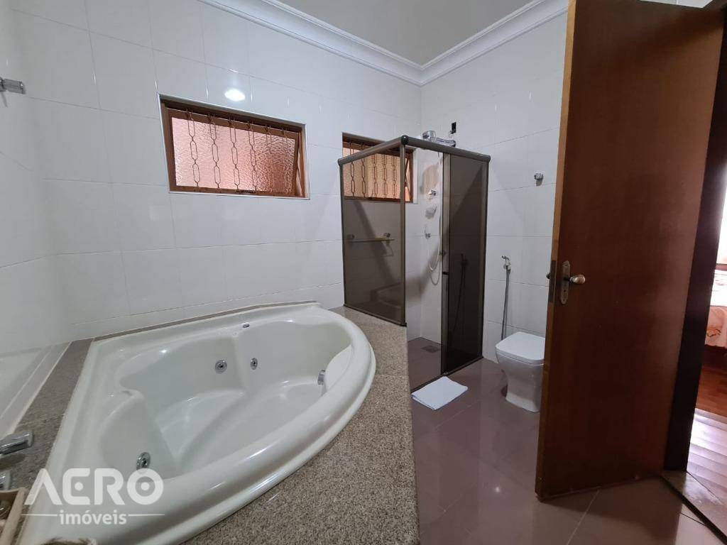 Casa de Condomínio à venda com 3 quartos, 270m² - Foto 8