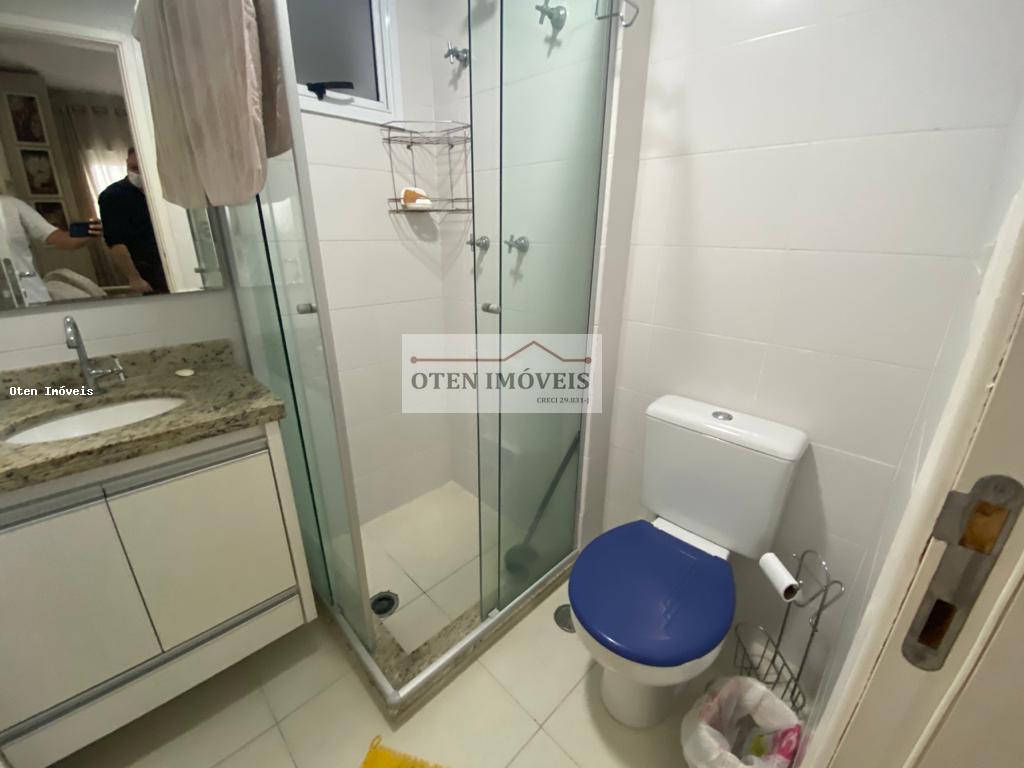 Apartamento à venda com 2 quartos, 70m² - Foto 3