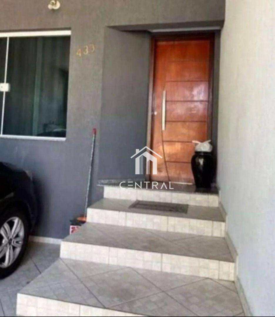 Sobrado à venda com 3 quartos, 178m² - Foto 2