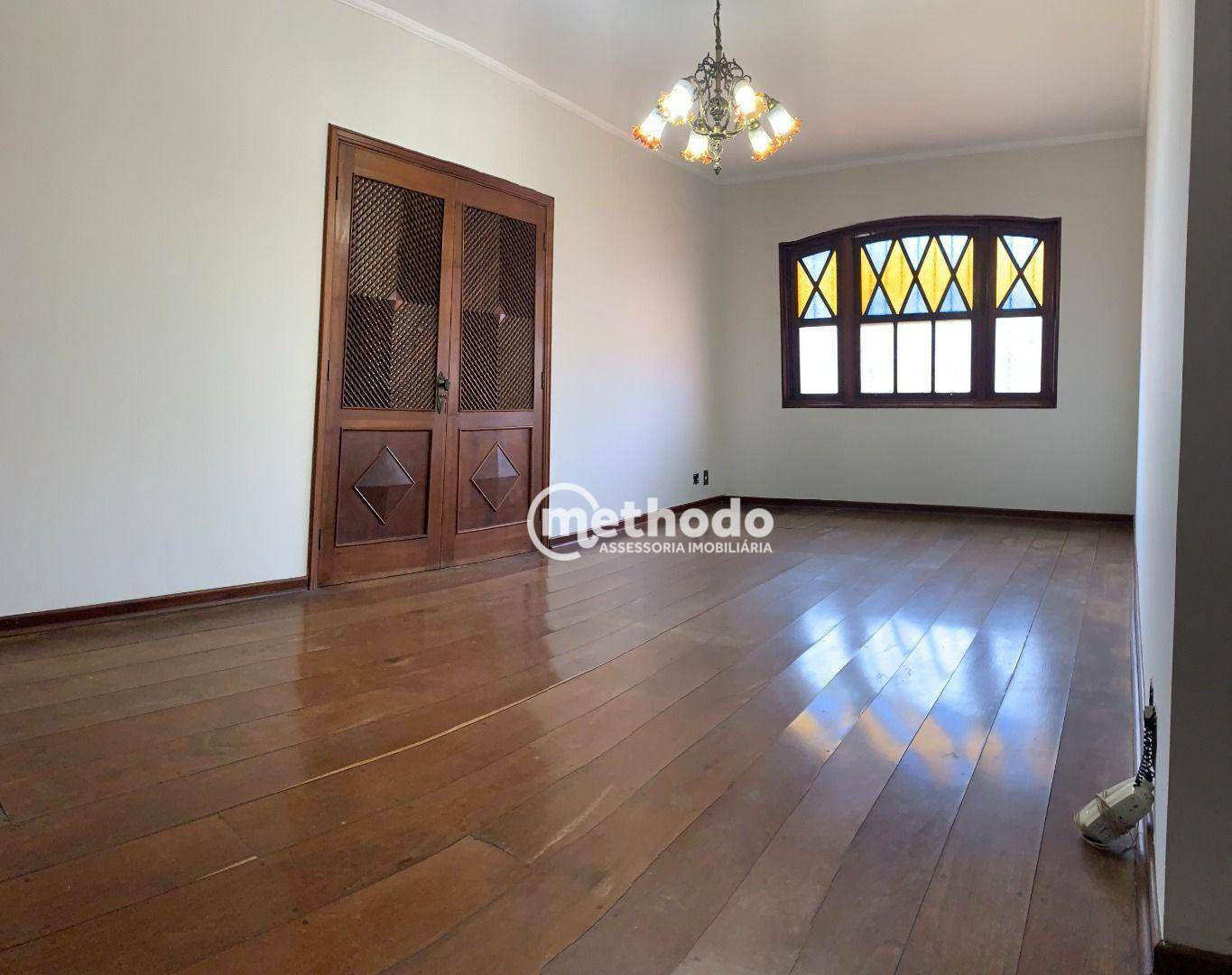 Casa à venda com 4 quartos, 472m² - Foto 7