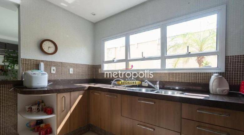 Sobrado para alugar com 4 quartos, 427m² - Foto 9
