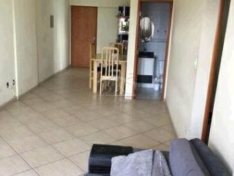 Apartamento à venda com 2 quartos, 71m² - Foto 4