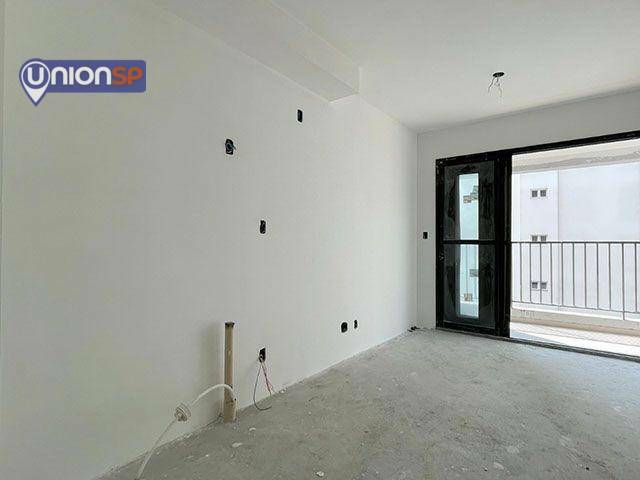 Apartamento à venda com 1 quarto, 24m² - Foto 2