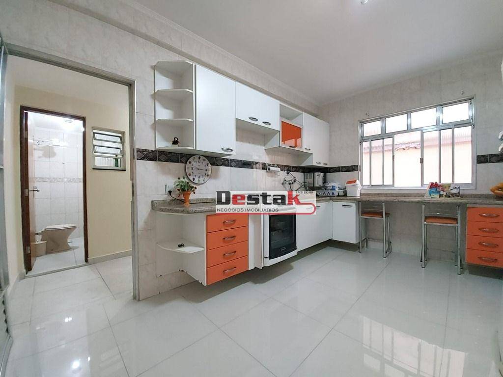 Sobrado à venda com 3 quartos, 189m² - Foto 22