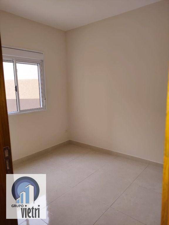 Apartamento para alugar com 2 quartos, 65m² - Foto 12