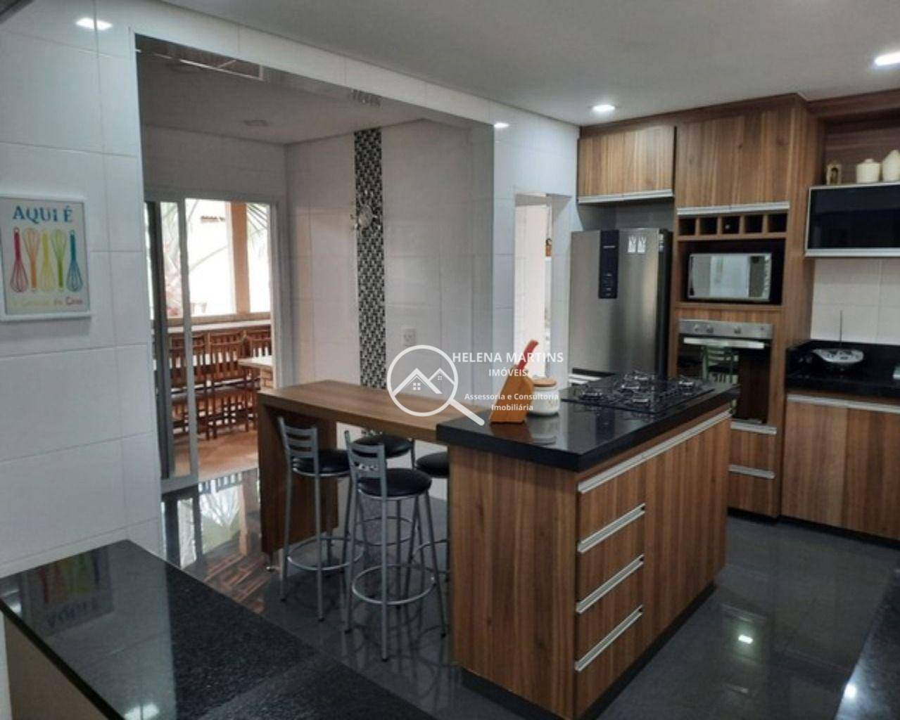 Casa de Condomínio à venda com 5 quartos, 293m² - Foto 3