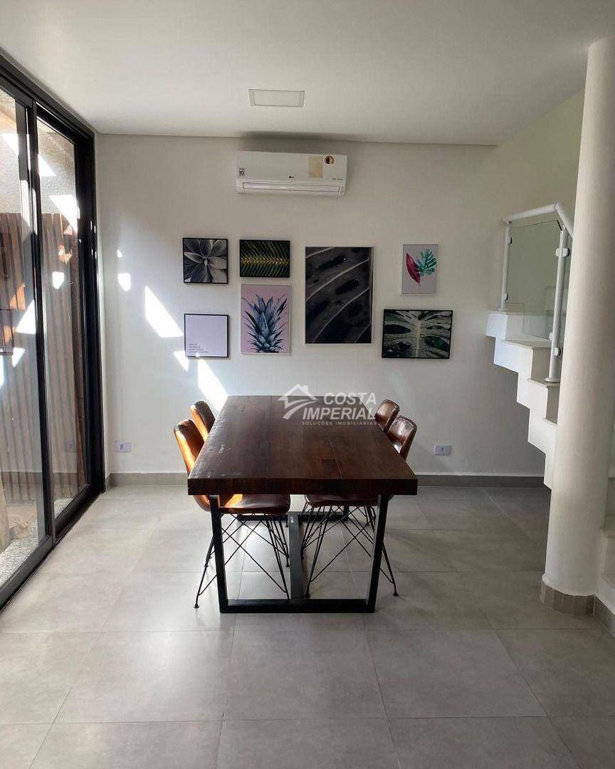 Casa à venda com 5 quartos, 176m² - Foto 3