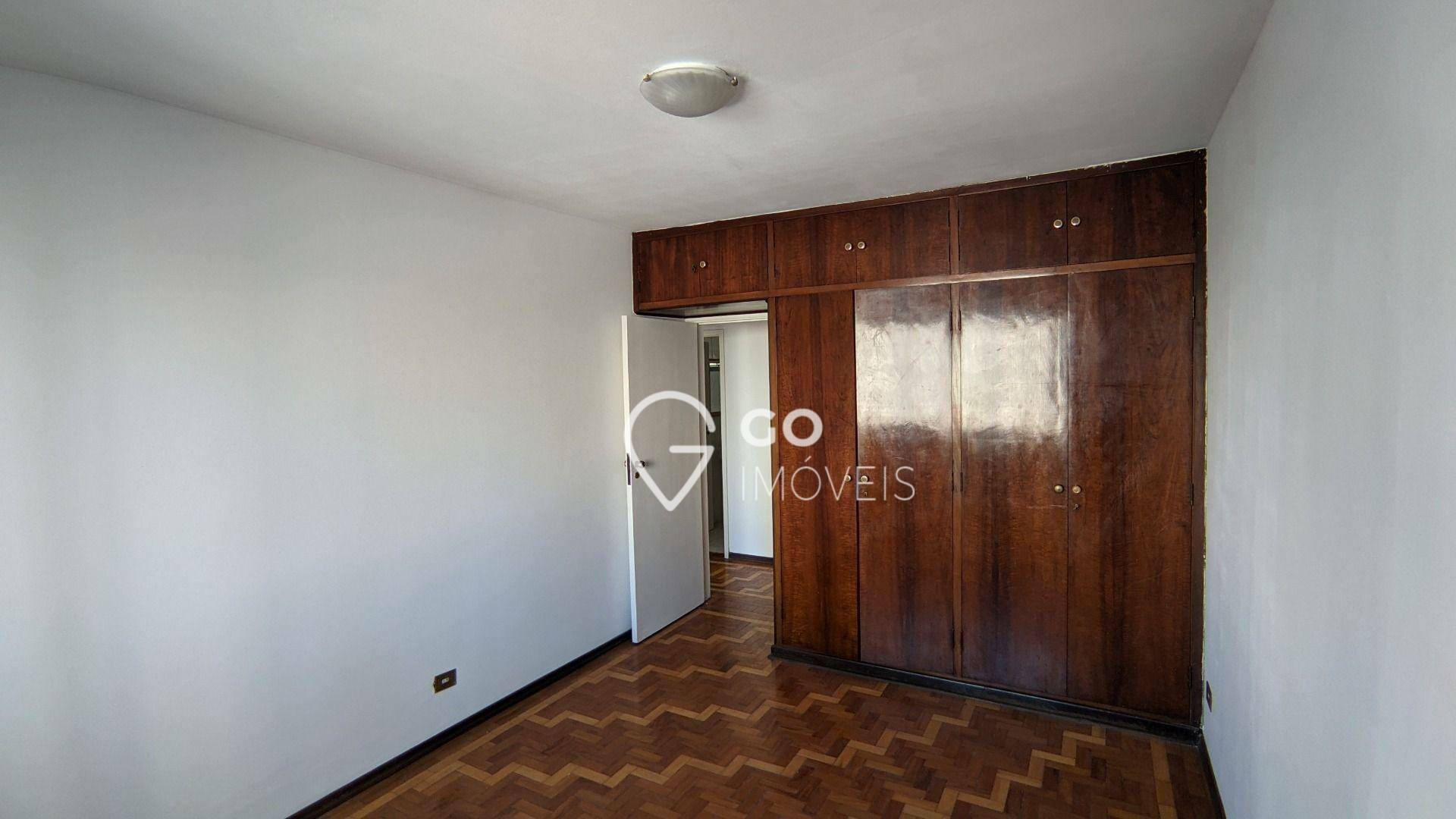 Apartamento para alugar com 3 quartos, 130m² - Foto 30