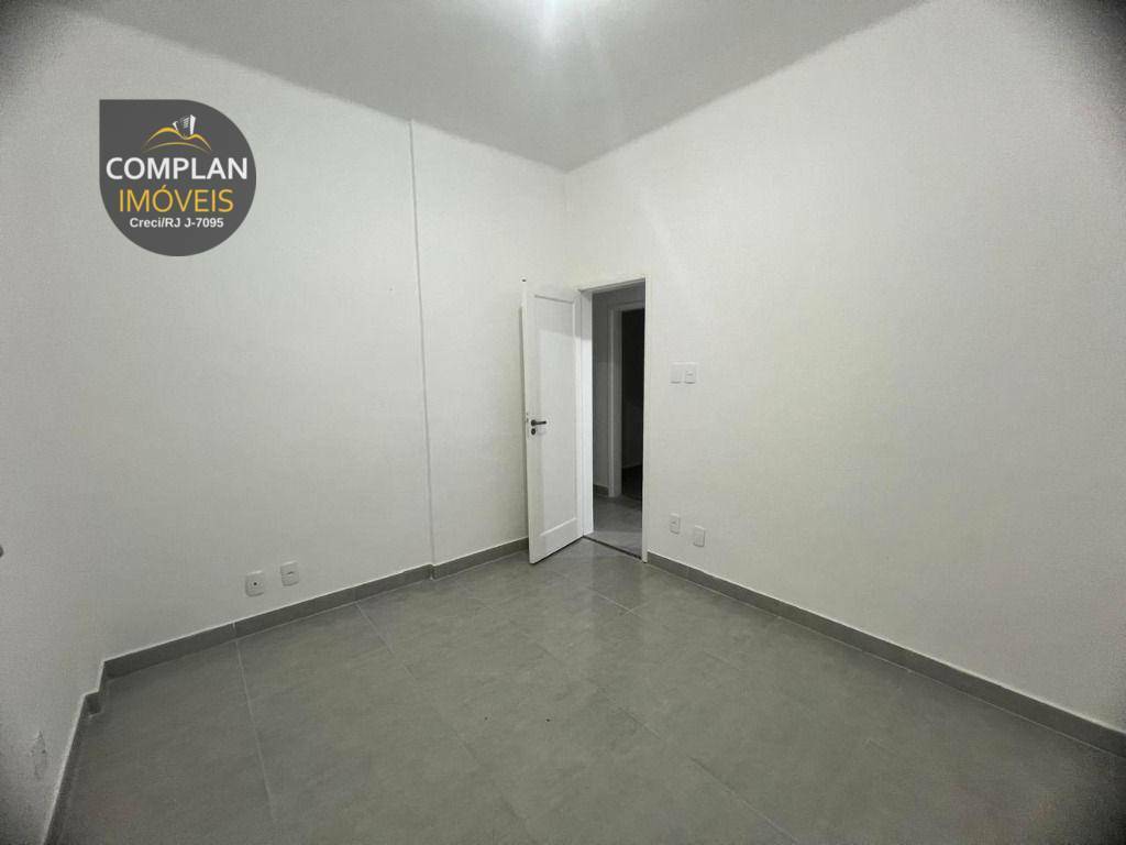 Apartamento à venda com 2 quartos, 75m² - Foto 10