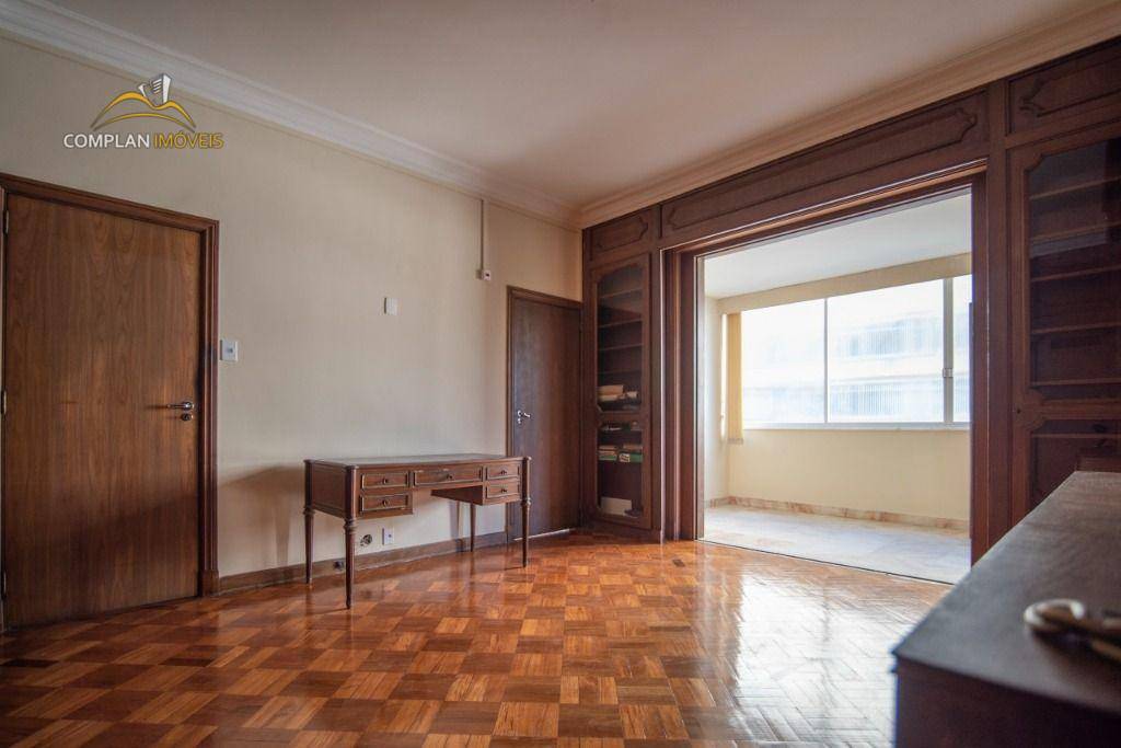 Apartamento para alugar com 4 quartos, 280m² - Foto 13