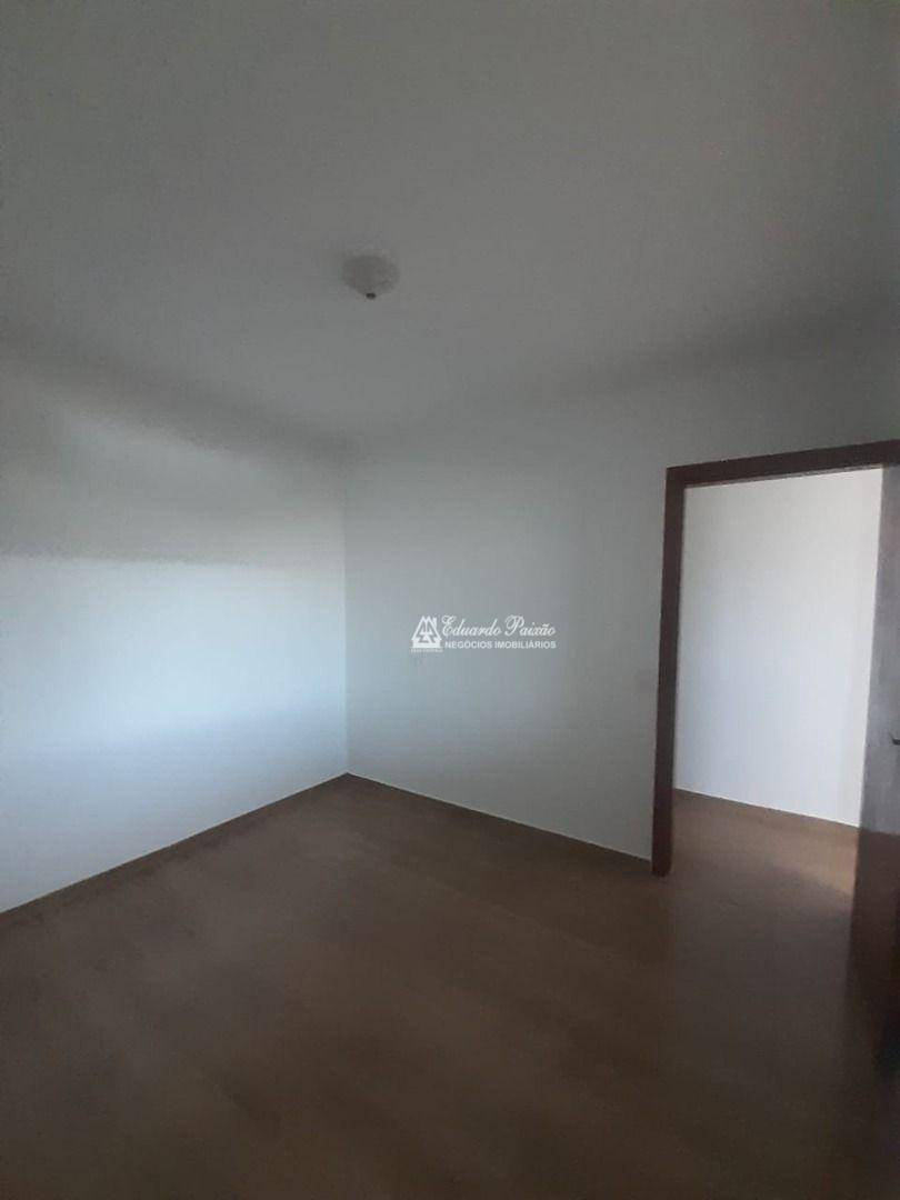 Sobrado para alugar com 3 quartos, 110m² - Foto 4