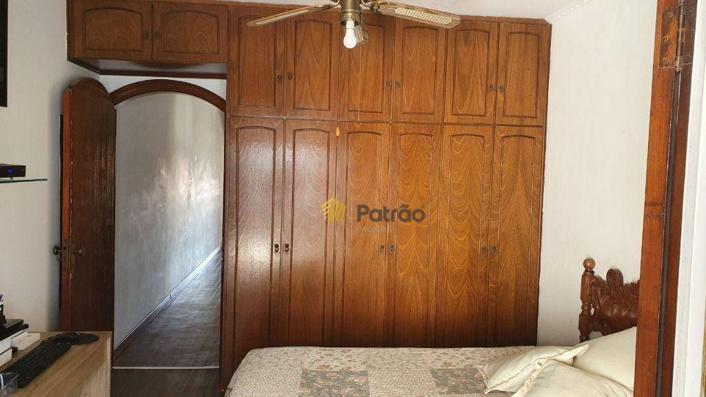 Sobrado à venda com 3 quartos, 185m² - Foto 30