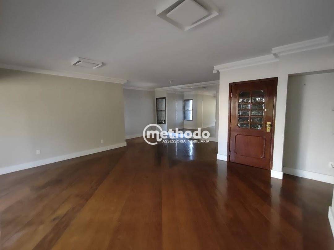 Apartamento à venda com 3 quartos, 220m² - Foto 1