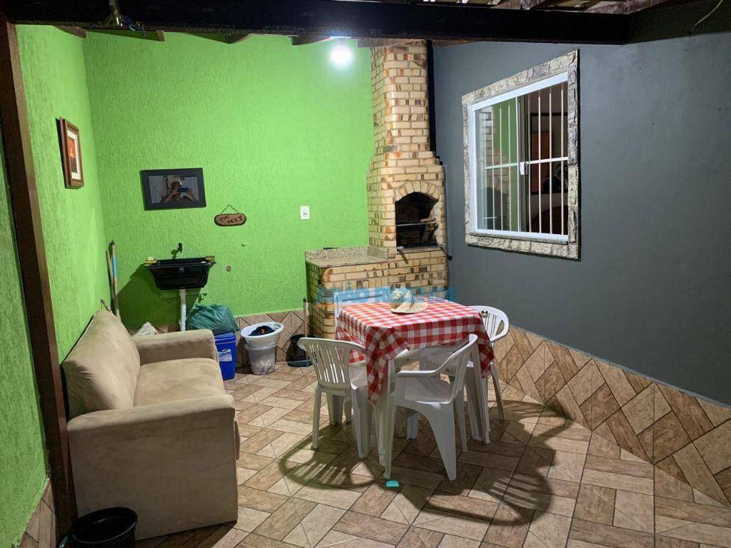 Casa à venda com 1 quarto, 30m² - Foto 4