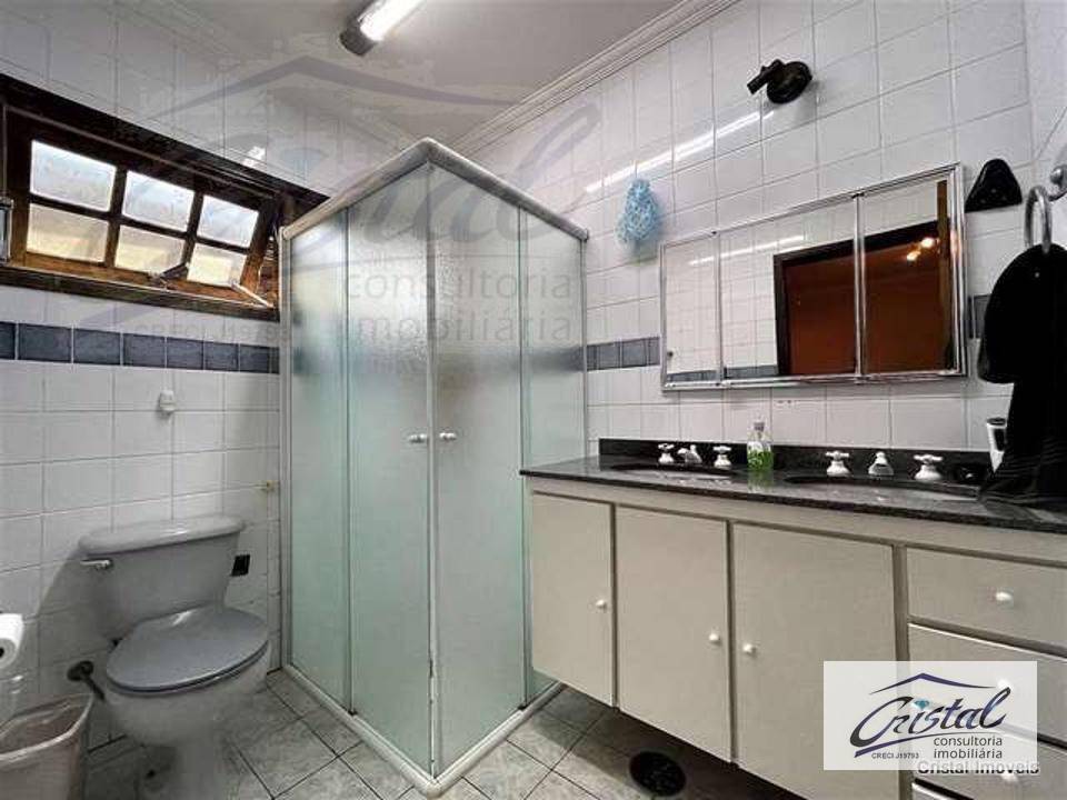 Casa de Condomínio à venda com 4 quartos, 220m² - Foto 32