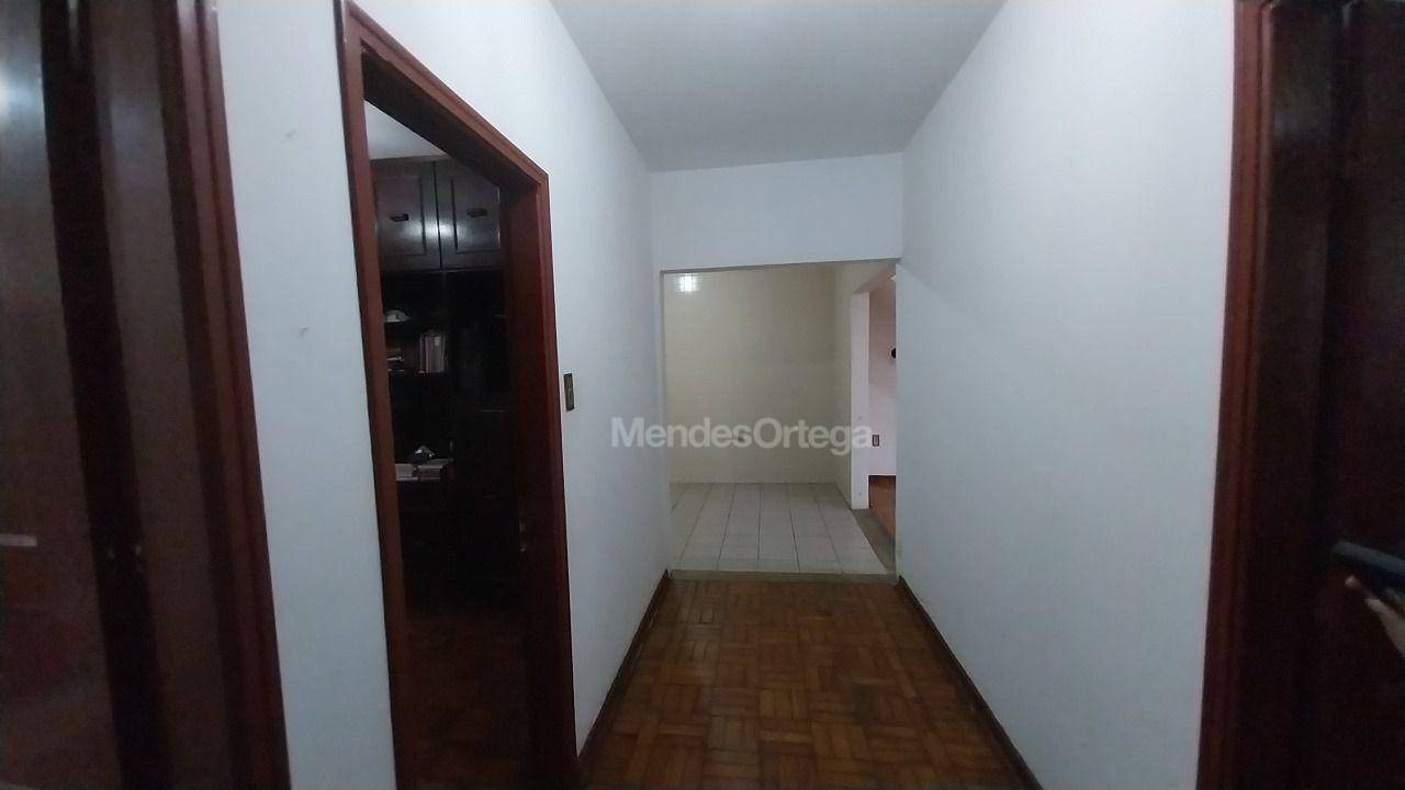 Casa à venda com 3 quartos, 105m² - Foto 11