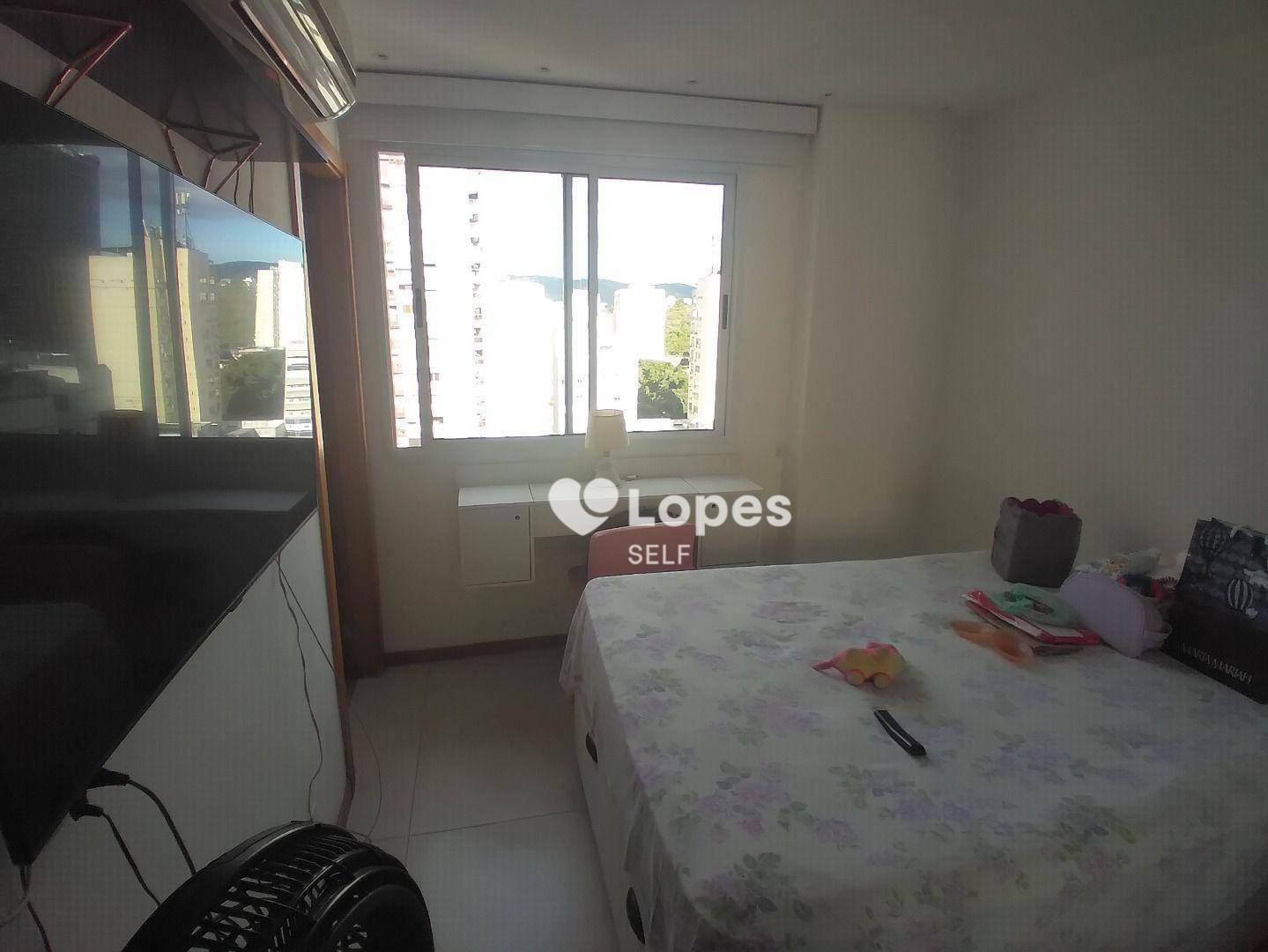 Apartamento à venda com 4 quartos, 128m² - Foto 9