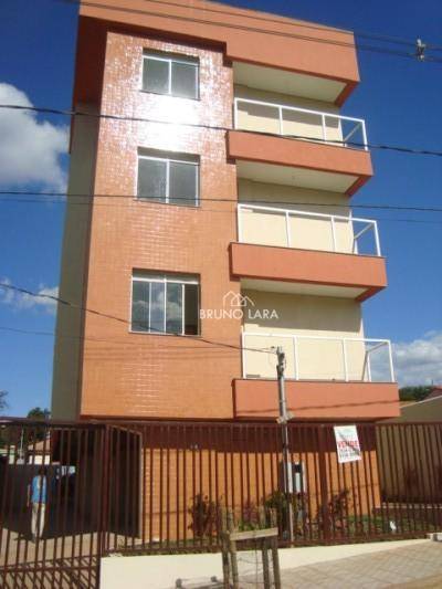 Apartamento à venda com 3 quartos, 81m² - Foto 2